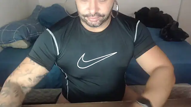 drlluis online show from March 13, 4:57 pm