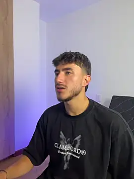 Snapshot of LIAM_COLT chatting on March 20, 5:40 pm LIAM COLT online show from March 20, 5:40 pm