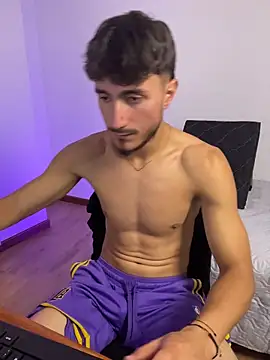 Snapshot of LIAM_COLT chatting on March 28, 8:08 pm LIAM COLT online show from March 28, 8:08 pm