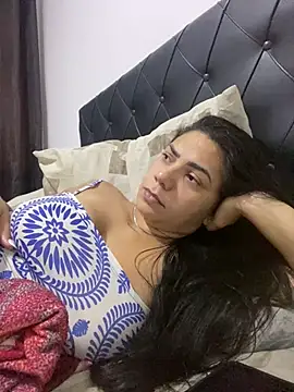 Snapshot of Nini_ chatting on February 15, 10:36 am Nini online show from February 15, 10:36 am