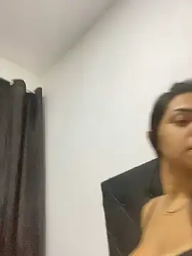 Snapshot of Nini_ chatting on March 26, 2:17 am Nini online show from March 26, 2:17 am