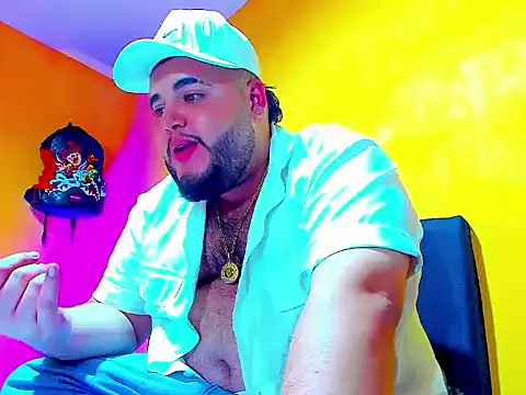 gainer chubby hot online show from January 7, 11:07 pm