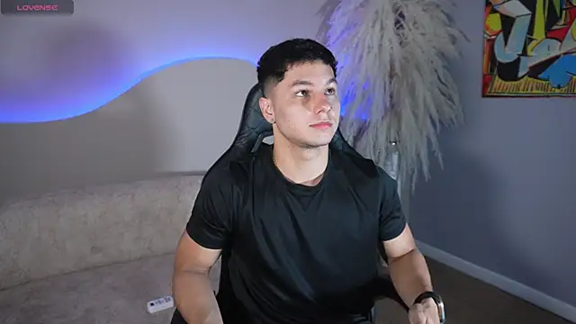 Noah Clarkk online show from July 8, 5:39 pm