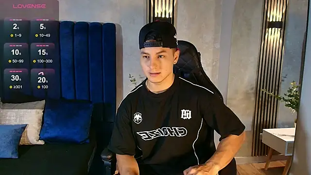 Noah Clarkk online show from July 30, 5:34 pm