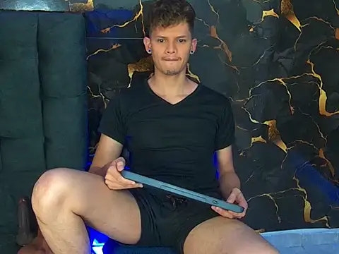 davilap toyboy online show from January 15, 11:59 am