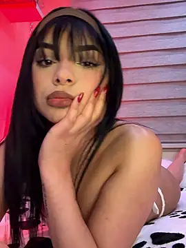 LARISSAEVANSS online show from January 14, 2:39 am