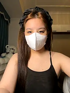 Snapshot of Vanne08_ chatting on December 18, 12:33 pm Vanne08 online show from December 18, 12:33 pm