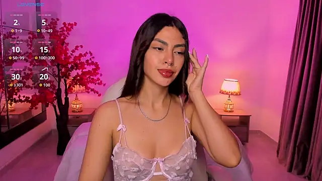 natasha priston  online show from February 7, 11:03 am