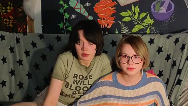 Snapshot of Ntmuforever chatting on December 18, 10:16 pm Ntmuforever online show from December 18, 10:16 pm