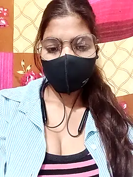 Snapshot of Miya_mona chatting on February 18, 4:47 pm Miya mona online show from February 18, 4:47 pm