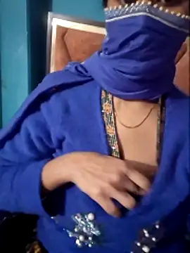 Snapshot of Jayae23 chatting on December 19, 8:21 am Jayae23 online show from December 19, 8:21 am