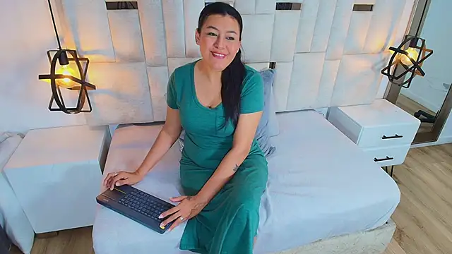 Susan Sexy Milf online show from January 16, 10:52 am