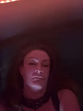 HotMilfLily online show from December 20, 11:39 am