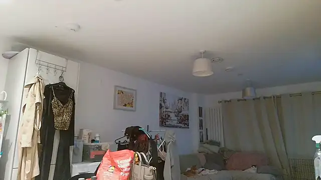 LilyLuck  online show from March 26, 8:36 pm