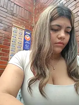 Ivy enjoy online show from June 20, 6:00 pm