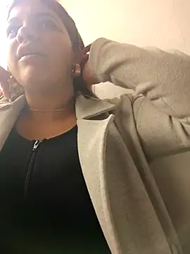 Ivy enjoy online show from June 25, 5:39 pm
