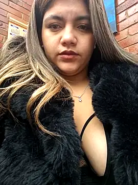 Ivy enjoy online show from July 15, 3:06 pm