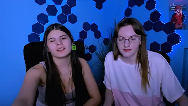 lizzie boom  online show from February 25, 9:24 pm