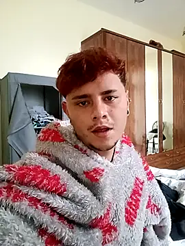 Snapshot of Sickbooy69 chatting on January 15, 2:43 pm Sickbooy69 online show from January 15, 2:43 pm