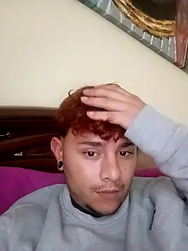 Snapshot of Sickbooy69 chatting on January 16, 12:31 pm Sickbooy69 online show from January 16, 12:31 pm