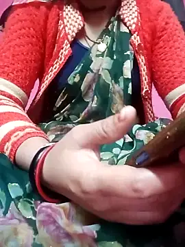 Snapshot of mantraverma chatting on February 21, 5:25 pm mantraverma online show from February 21, 5:25 pm