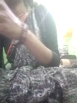 Snapshot of mantraverma chatting on February 22, 2:59 pm mantraverma online show from February 22, 2:59 pm