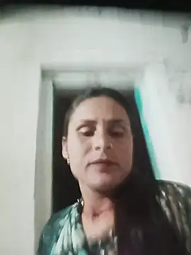 Cuty priti online show from August 1, 4:39 pm
