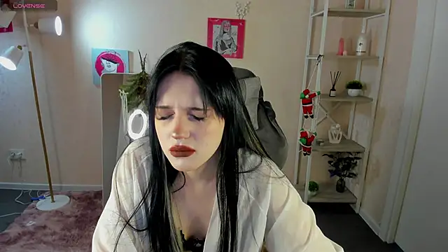 Lilith Wholsh online show from January 6, 9:24 am