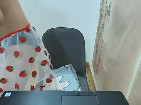 Snapshot of Sana_2k chatting on March 1, 3:52 am Sana 2k online show from March 1, 3:52 am