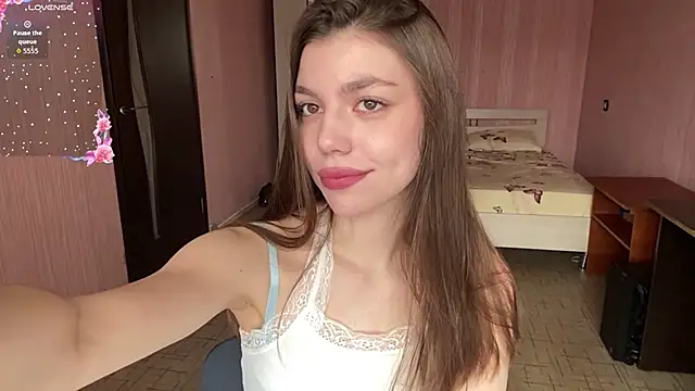 NeidaGowing online show from March 27, 8:26 am