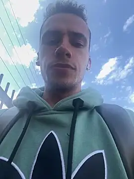 Snapshot of Deimon_hot1 chatting on December 19, 8:05 pm Deimon hot1 online show from December 19, 8:05 pm