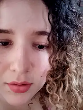 SalmaMilk online show from December 22, 9:45 pm