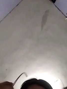 Snapshot of vanNe78 chatting on December 22, 7:55 pm vanNe78 online show from December 22, 7:55 pm