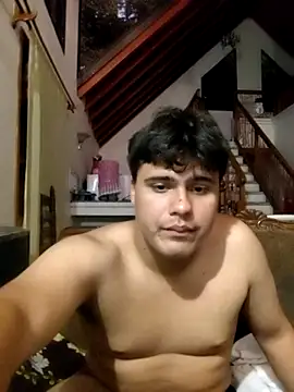 OscarCastr42476 online show from December 20, 11:45 pm