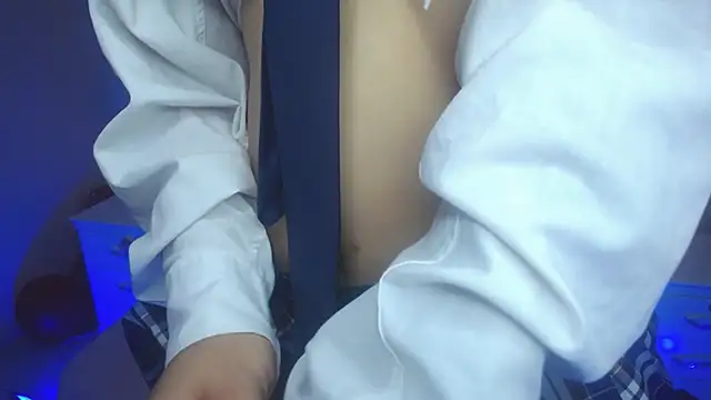 Snapshot of Atenea_Luxx chatting on February 18, 6:37 pm Atenea Luxx online show from February 18, 6:37 pm