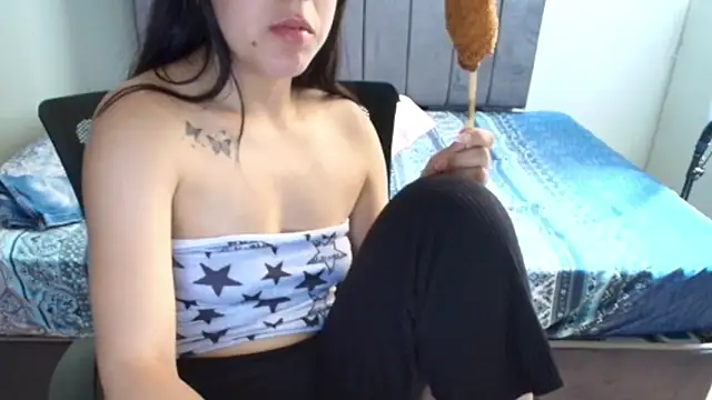 Snapshot of Sofii_unicorn chatting on February 27, 9:26 pm Sofii unicorn online show from February 27, 9:26 pm