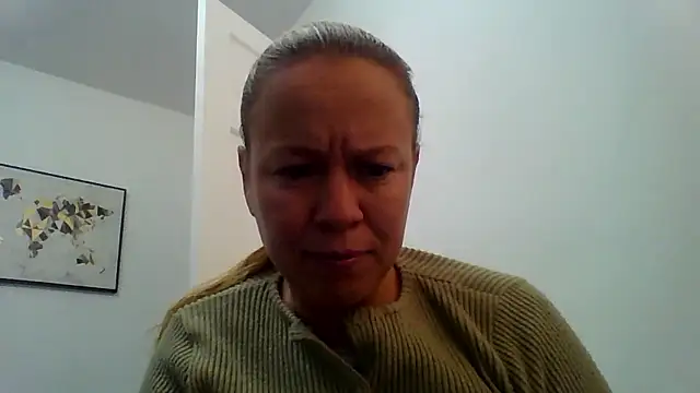 jennyblondeuk online show from January 8, 4:53 pm