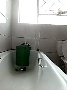 Snapshot of ShyNaughtyBabe chatting on January 7, 11:12 am ShyNaughtyBabe online show from January 7, 11:12 am