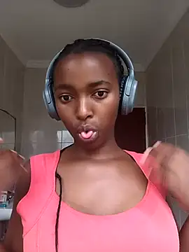 Snapshot of ShyNaughtyBabe chatting on January 19, 10:41 am ShyNaughtyBabe online show from January 19, 10:41 am