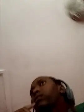 Snapshot of ShyNaughtyBabe chatting on March 3, 12:11 pm ShyNaughtyBabe online show from March 3, 12:11 pm