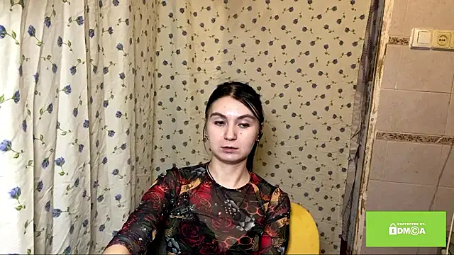 EstherKiester online show from February 3, 2:53 am