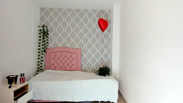 Zenith glow online show from February 5, 5:56 am