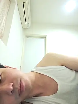 AJIJI1010 online show from March 25, 7:20 pm