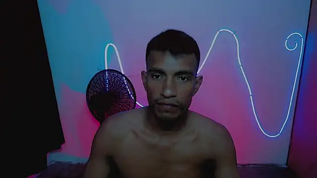 Yeison 777  online show from December 21, 3:57 am