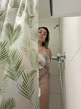 Vaannessaa online show from December 22, 2:36 pm