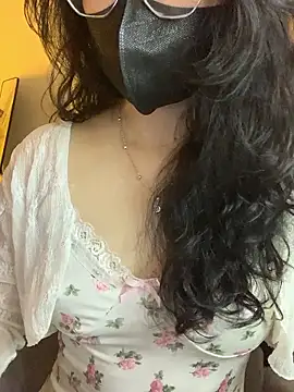 Sofiababy22 online show from January 18, 4:00 pm