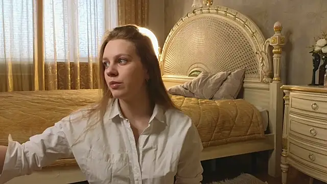 EllisStrano online show from February 5, 7:35 am