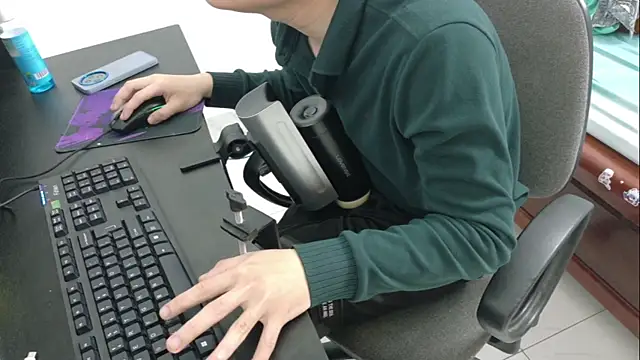 Snapshot of -_kur_- chatting on December 21, 11:50 am - kur - online show from December 21, 11:50 am