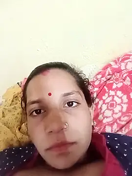 Karishma singh online show from February 4, 9:20 pm