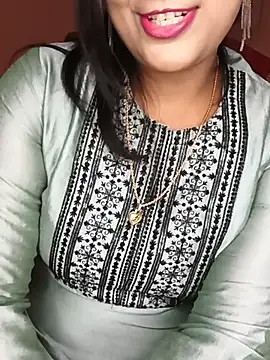 Deshi bhabhi143 online show from July 18, 7:56 am